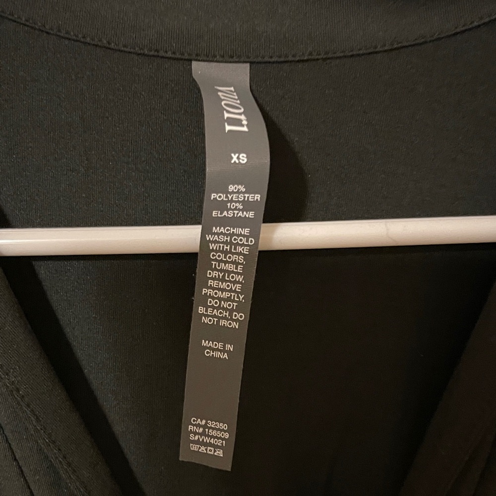 Vuori Lux Intentions Women's Jumpsuit in Black, XS - Picture 6 of 7